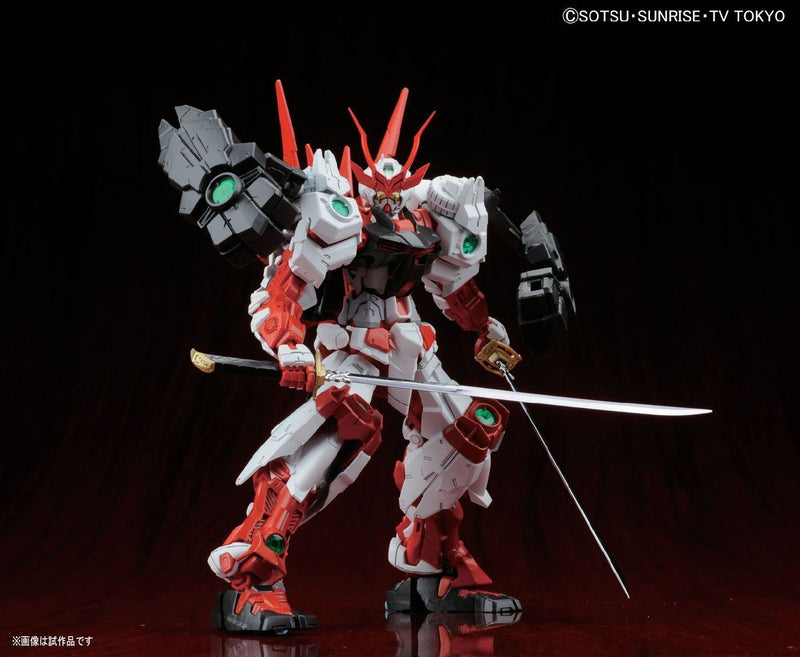 GUNDAM - MG 1/100 SENGOKU ASTRAY GUNDAM