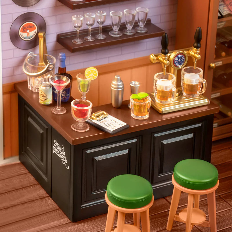 Robotime Rolife Leisurely Cheers Bar DIY Plastic Miniature House DW012