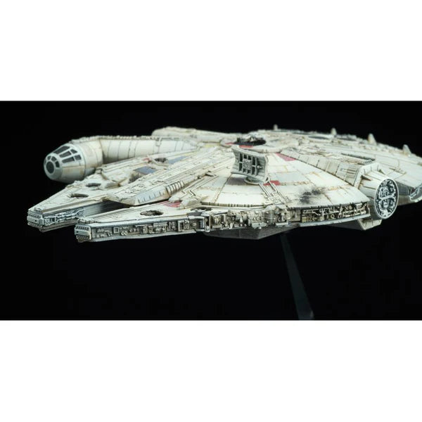 STAR WARS - VEHICLE MODEL 006 MILLENNIUM FALCON