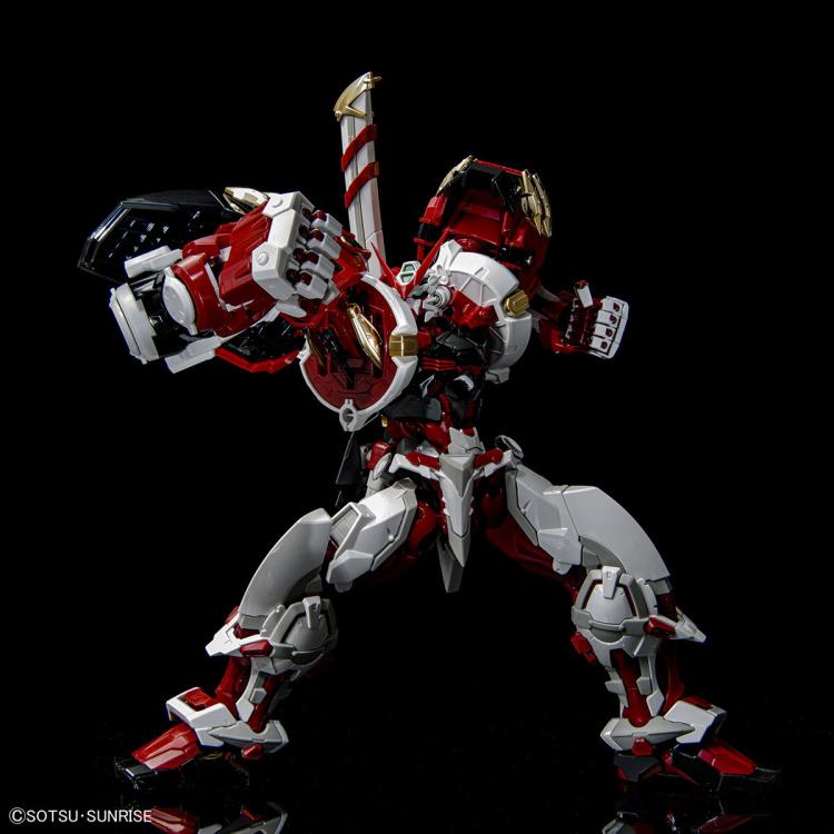 GUNDAM - HI RESOLUTION MODEL 1/100 GUNDAM ASTRAY RED FRAME POWERED RED