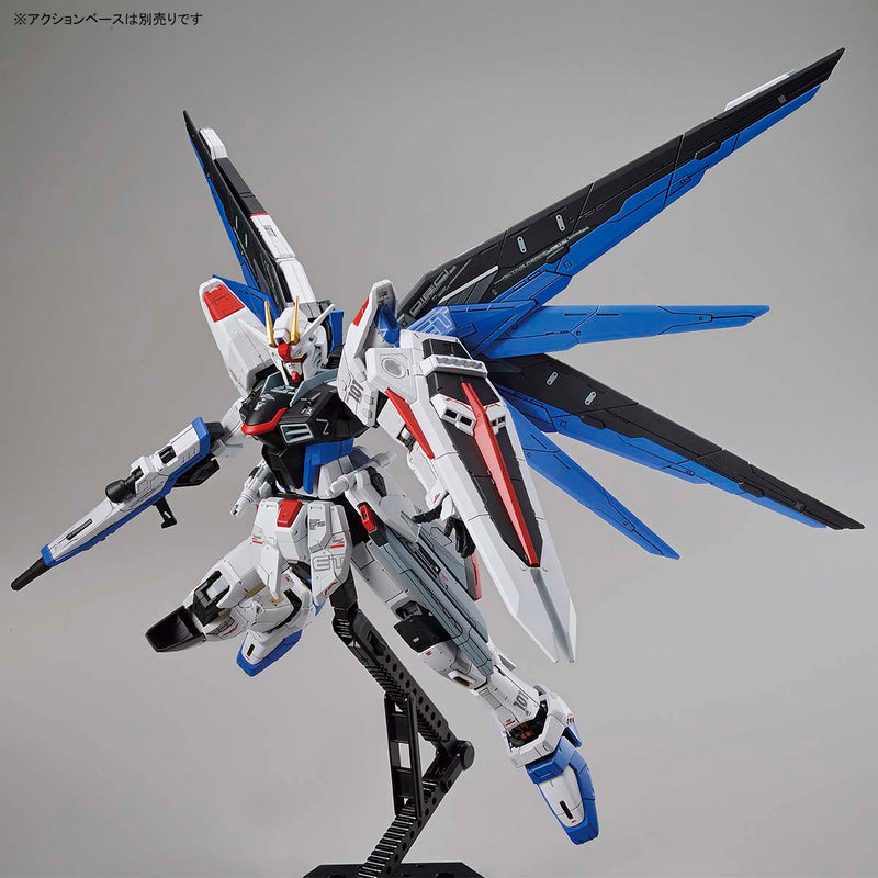 (THE GUNDAM BASE LIMITED) GUNDAM - FULL MECHANICS 1/100 ZGMF-X10A FREEDOM GUNDAM VER.GCP