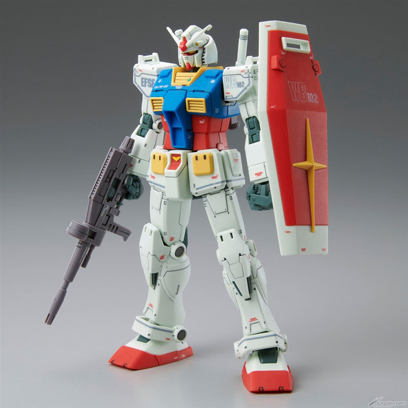 (PREMIUM-BANDAI) GUNDAM - HG 1/144 RX-78-02 GUNDAM [CUCURUZ DOAN'S ISLAND Ver.]