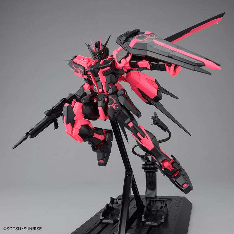 [BANDAI LIMITED] GUNDAM - MG 1/100 AILE STRIKE GUNDAM VER.RM [RECIRCULATION COLOR/NEON PINK]