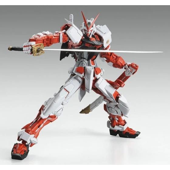 (PREMIUM-BANDAI) GUNDAM - MG 1/100 GUNDAM ASTRAY RED FRAME LOWE GUELE'S USE MOBILE SUIT MBF-P02 (Pre-Order)