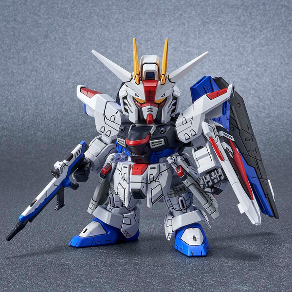 (THE GUNDAM BASE LIMITED) GUNDAM - SD EX-STANDARD FREEDOM GUNDAM VER. GCP