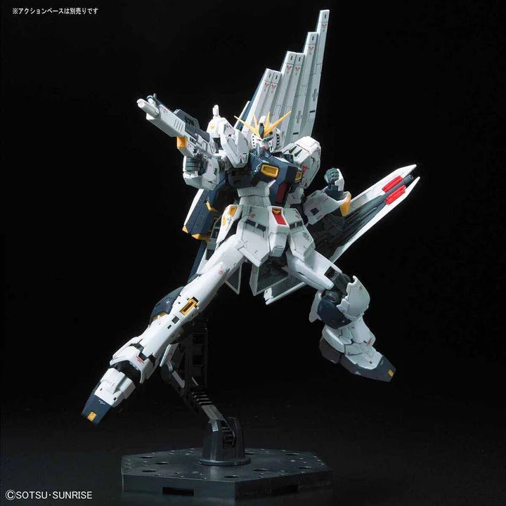 GUNDAM - RG 1/144 NU GUNDAM 32 (On Sale!)