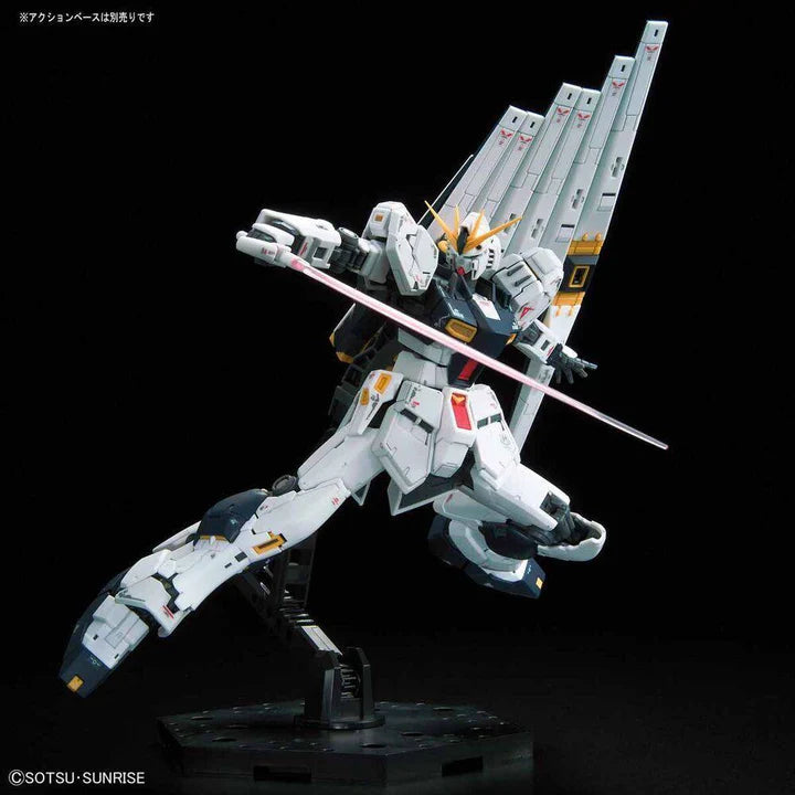 GUNDAM - RG 1/144 NU GUNDAM 32 (On Sale!)